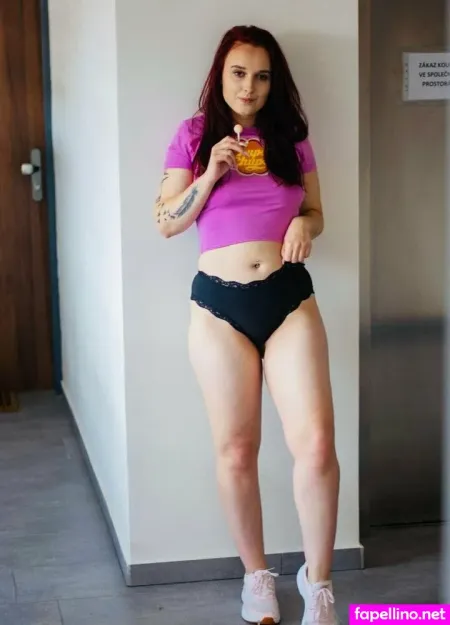 Poslusna Holkafree OnlyFans Thumbnail #m55F7QzYqc