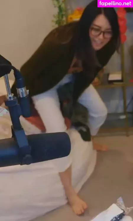 Potasticpanda 1 OnlyFans Thumbnail #zVPMjZpDX6