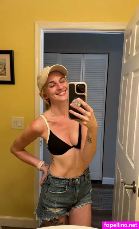 Potprincess4200 OnlyFans Thumbnail #2xhGIsm1G5