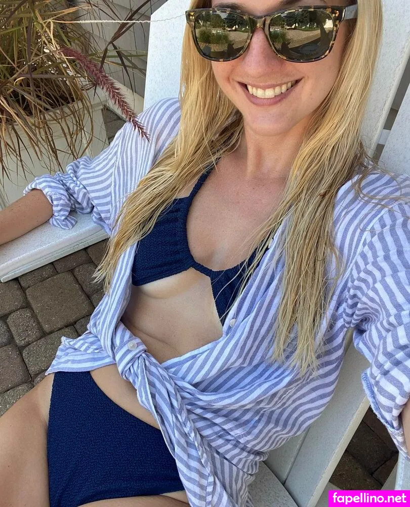 Caitie, hammlittle, potprincess4200, supersimplecaitie Nude Leaked OnlyFans Photo #I5zwYuyfA1