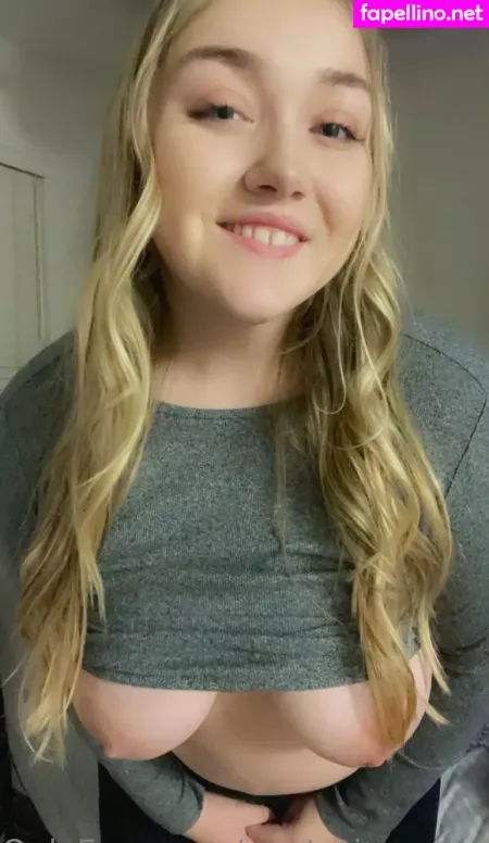 Poutprincessxx OnlyFans Thumbnail #LUUvJh98nu