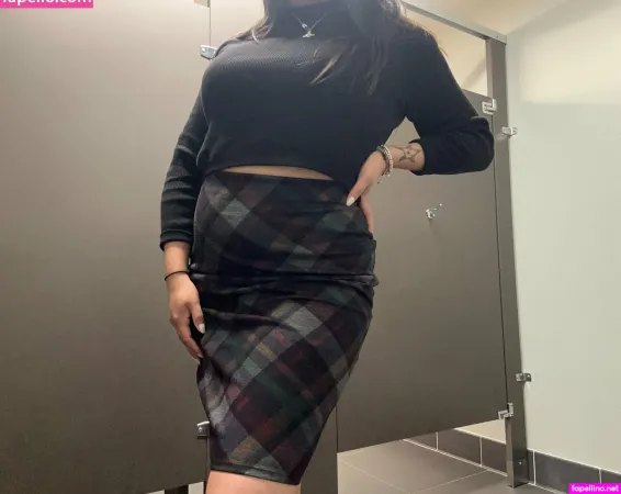 Poutybb OnlyFans Thumbnail #7DDZTm3bkH