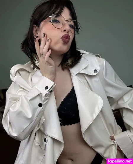 Poutyrosee OnlyFans Thumbnail #9bBW0BKMMH