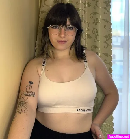 Poutyrosee OnlyFans Thumbnail #G12TkuJicT