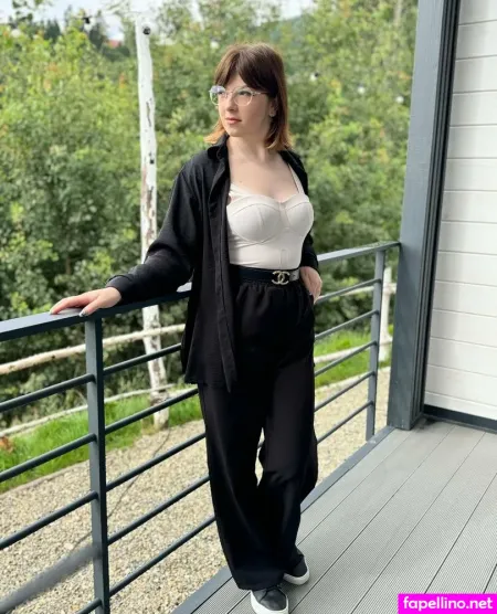 Poutyrosee OnlyFans Thumbnail #IejGCw9zRI