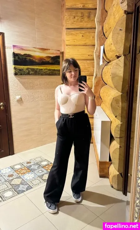 Poutyrosee OnlyFans Thumbnail #fNBTHqjCPt