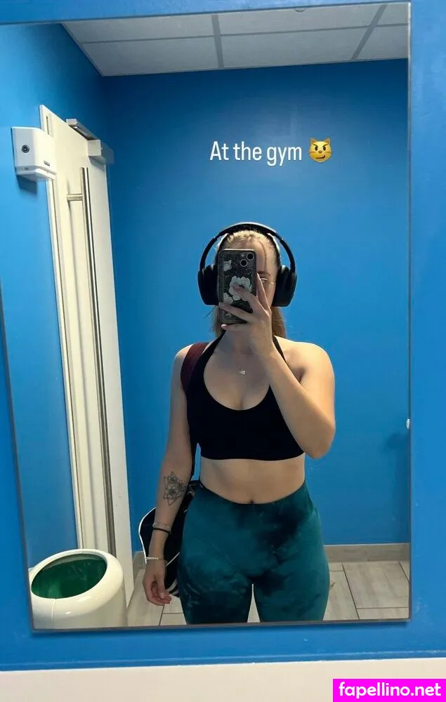 esthermonster, povitsliv, your.livvy Nude Leaked OnlyFans Photo #lCSEuS2CyH