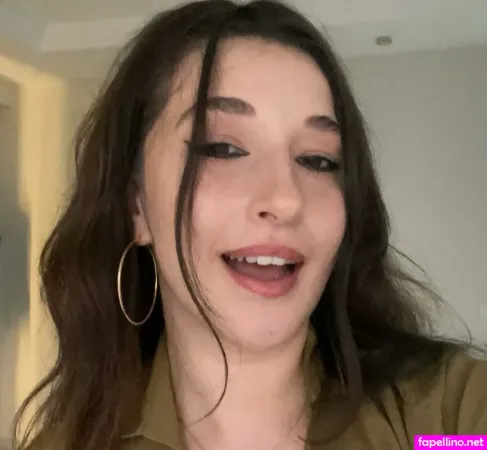 Pqueen OnlyFans Thumbnail #Xd9wTqa8DI