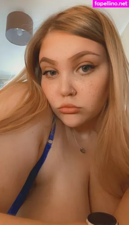 Pr1ncessgl1tter OnlyFans Thumbnail #3Uws2YuhdR