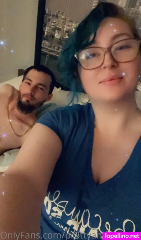 Pr3ttyandpr3gnant OnlyFans Thumbnail #iQeaLhl2L2