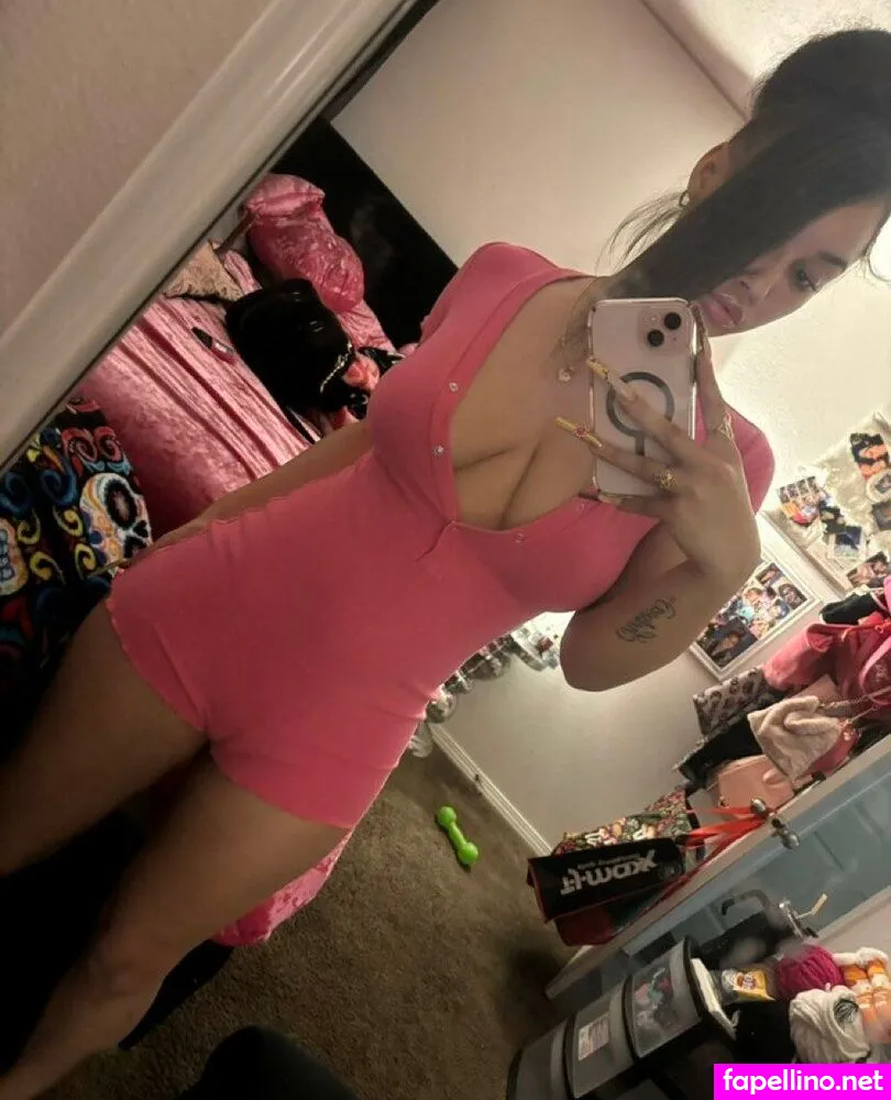 pr3ttynay_2 Nude Leaked OnlyFans Photo #5FhbIA8jMy