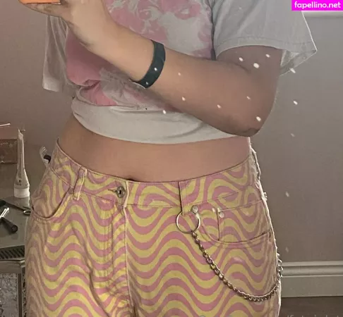 Pr3ttyp1ggy OnlyFans Thumbnail #5jEV0jw8pn