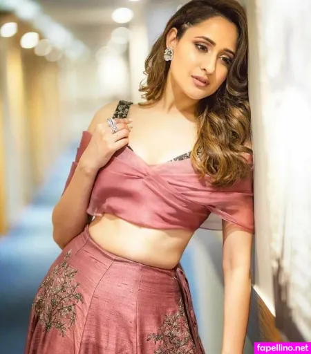 Pragya Jaiswal OnlyFans Thumbnail #MTYLFLqXi0