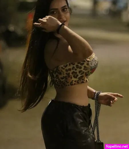 Prajakta Dusane 1 OnlyFans Thumbnail #Z56N5L0397