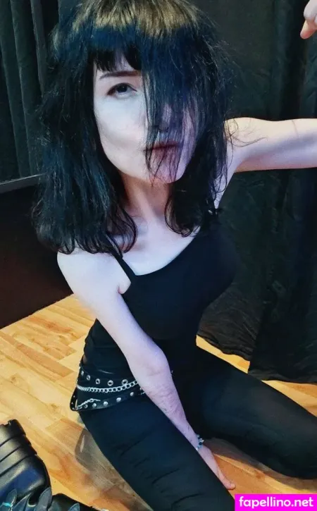 Preachersmanicdaughter Main Profile Photo