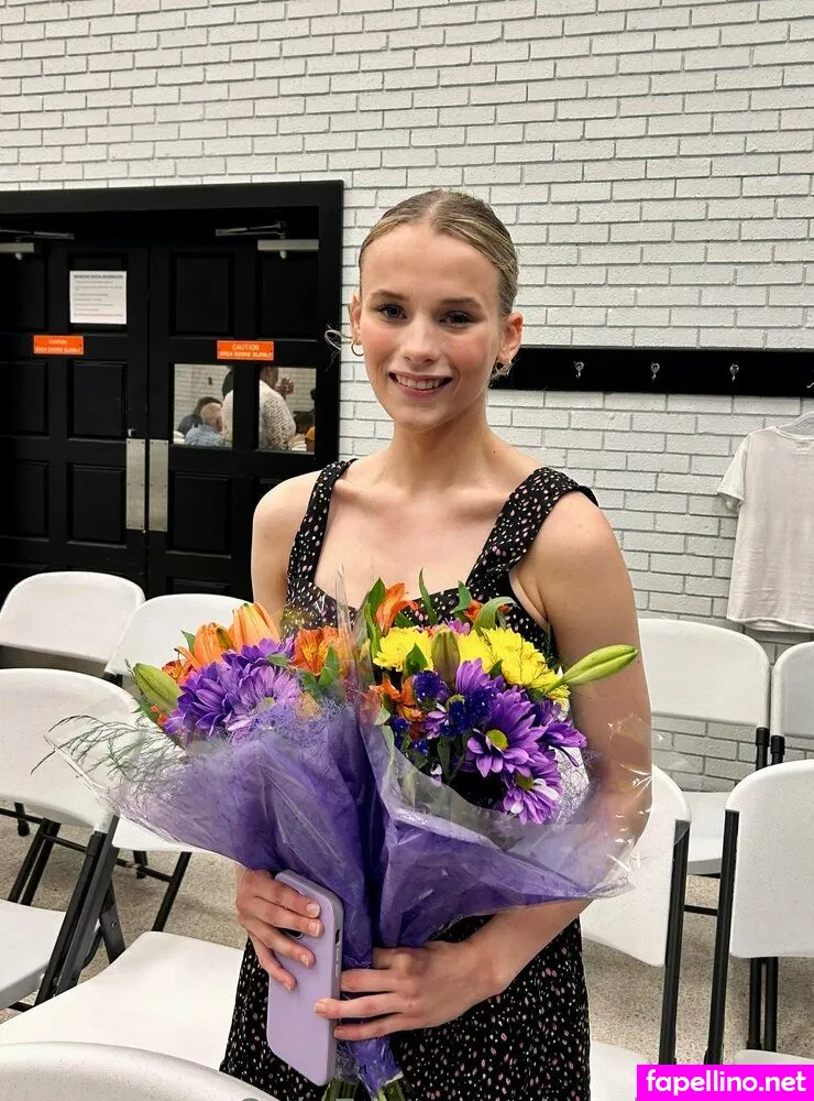 goldiloxx__, precious.goldiloxxx Nude Leaked OnlyFans Photo #YebYE2Z2Tm