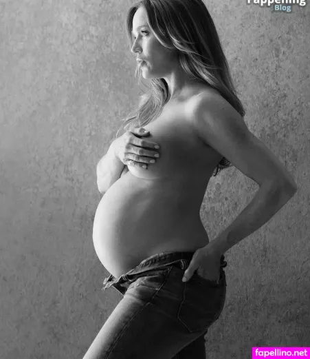 Pregnant Celebs OnlyFans Thumbnail #HIHbZNyozE