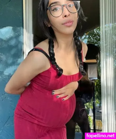 Pregnant Ember OnlyFans Thumbnail #IfCU8pTkVA