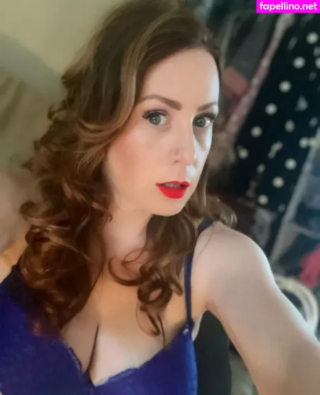 Pregnant English Rose OnlyFans Thumbnail #8Ar0dtOTD5