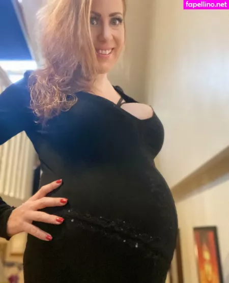 Pregnant English Rose OnlyFans Thumbnail #CbSL3jyRLd