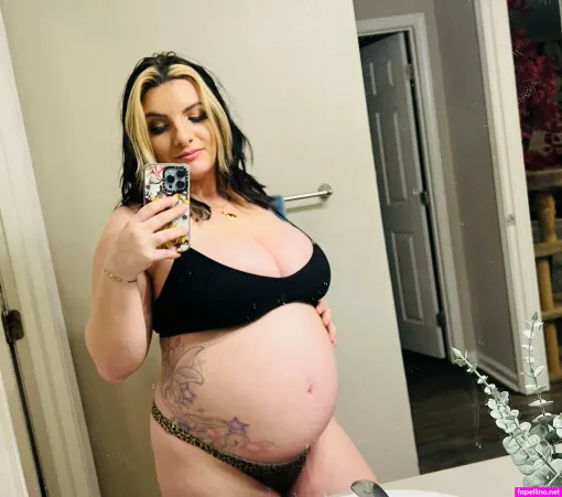 Pregnantallie OnlyFans Thumbnail #RKgmU4krHr