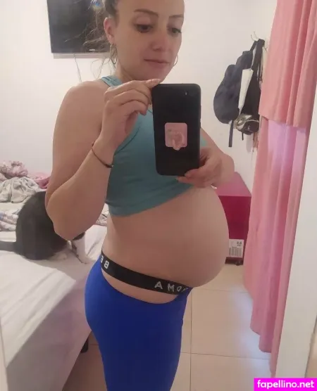 Pregnantmommyxo OnlyFans Thumbnail #yOoos0P6ZB