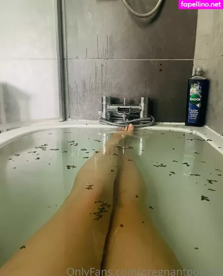 Pregnantpolly30 OnlyFans Thumbnail #X2yTwHeHER