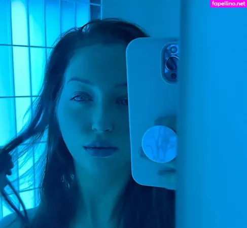 Preroll Princess OnlyFans Thumbnail #J1FdzYiGyU