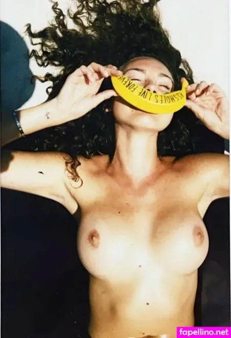 Presley Rhodes 1 OnlyFans Thumbnail #nLs8EAHC0R