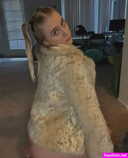 Presleyfoxxx OnlyFans Thumbnail #BAEuctju6c