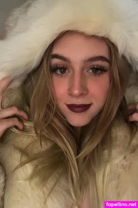 Presleyfoxxx OnlyFans Thumbnail #DcrNi6TpEn