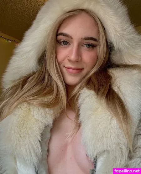 Presleyfoxxx OnlyFans Thumbnail #FleyxTkQ0T