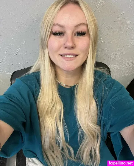 Presleyswrld OnlyFans Thumbnail #00vJVNFO1Z