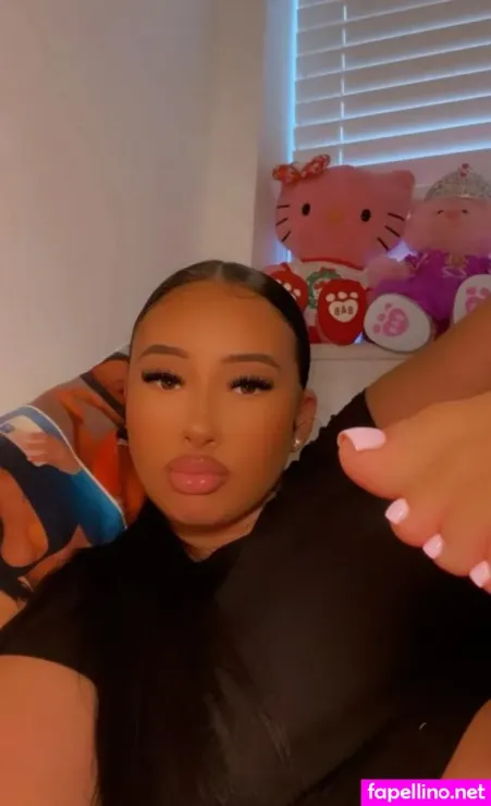 Prettiest Toesx OnlyFans Thumbnail #AmEPpF1wcm