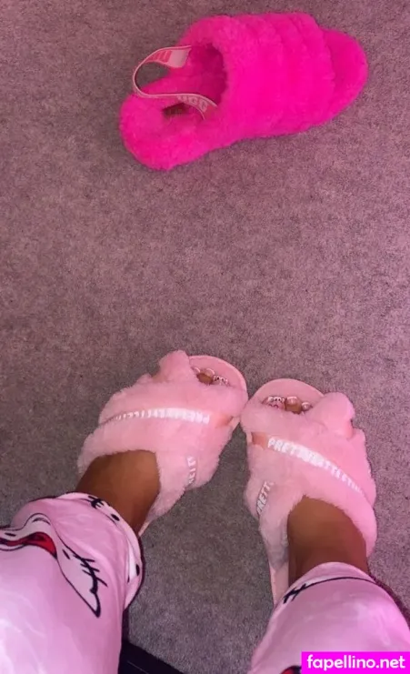 Prettiest Toesx OnlyFans Thumbnail #FfbE3UChg1