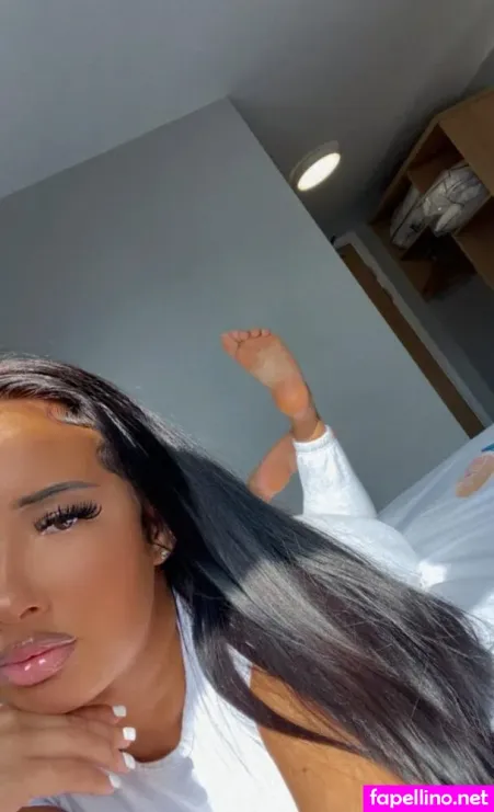 Prettiest Toesx OnlyFans Thumbnail #c5gE4GzcMX