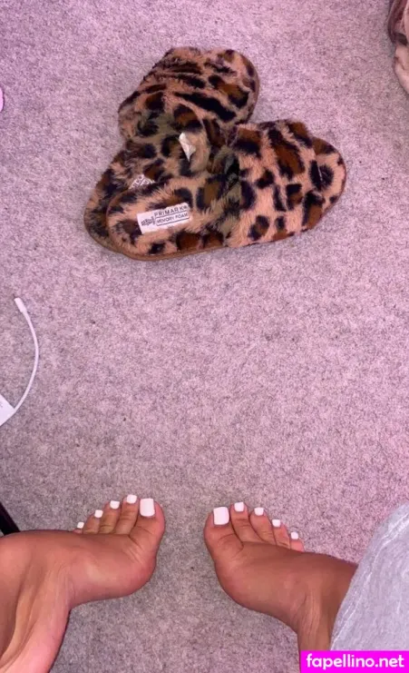 Prettiest Toesx OnlyFans Thumbnail #rfQN3AKeJv