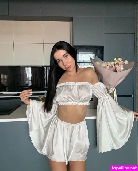 Pretty Bellalove OnlyFans Thumbnail #gHi908ZJIz