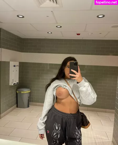 Pretty Boobs OnlyFans Thumbnail #8sUj3DQEFv