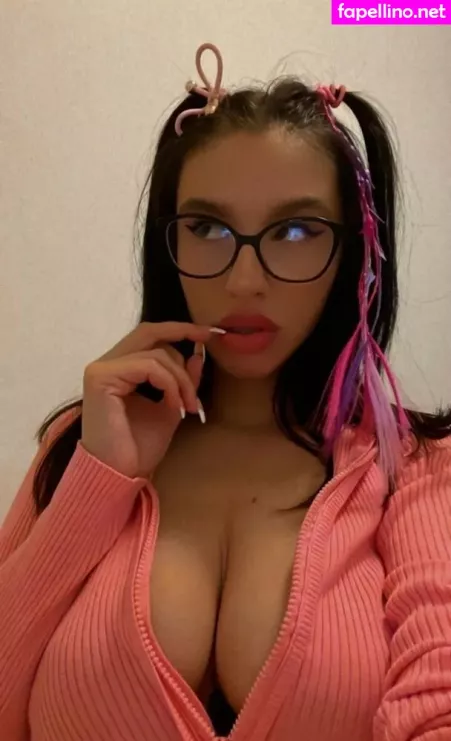 Pretty Elli OnlyFans Thumbnail #G2mkcUrYyY