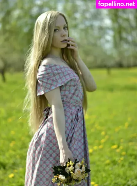 Pretty Elli OnlyFans Thumbnail #HagRHKAxDk