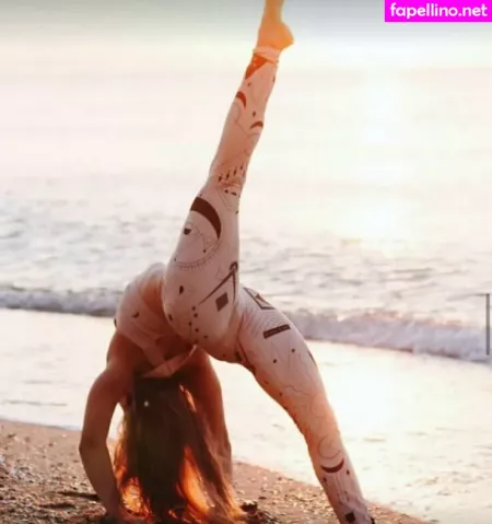 Pretty Elli OnlyFans Thumbnail #KZbTDen5sn