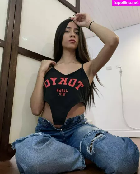 Pretty Elli OnlyFans Thumbnail #Ue5F10S9YT