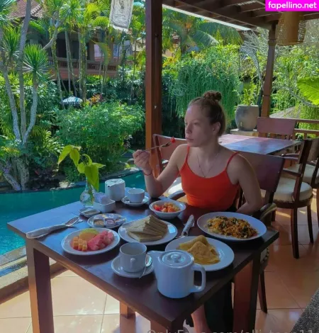 Pretty Elli OnlyFans Thumbnail #fEb2bwHs6p