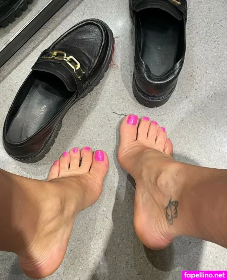 Pretty Feet 39 OnlyFans Thumbnail #G5RTkhRXn4