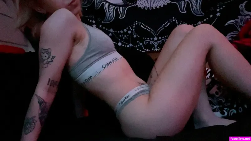 Pretty Girl 666 OnlyFans Thumbnail #3xQWTXIX3T
