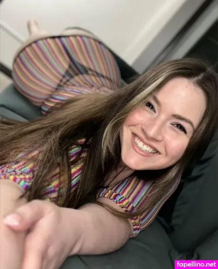 Pretty Little Ella OnlyFans Thumbnail #SXEK1kxQ06