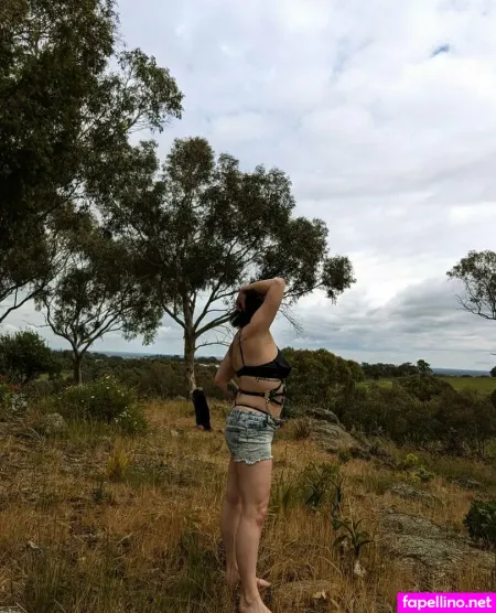 Pretty Little Poser OnlyFans Thumbnail #EgJF8a6qz9