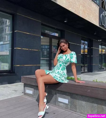 Pretty Sara OnlyFans Thumbnail #3zslVzzu2R