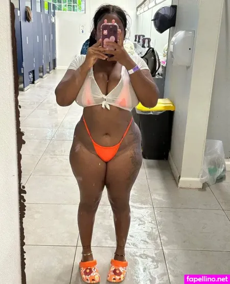 Pretty Thickaz OnlyFans Thumbnail #ZEE828NNAA